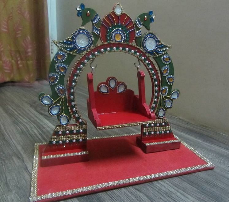 Here's how you can decorate Krishna's Jhula at home.