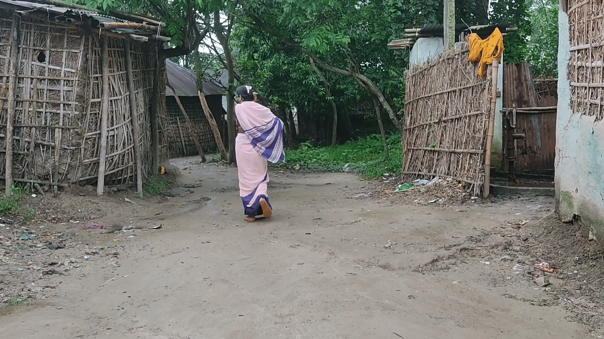 ASHA Workers in Bihar's Araria district continue to work as frontline workers without any safety gear. 