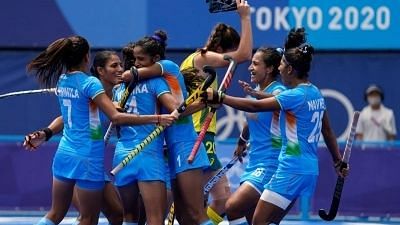 <div class="paragraphs"><p>Olympics hockey: Indian women make historic entry into semifinals.</p></div>