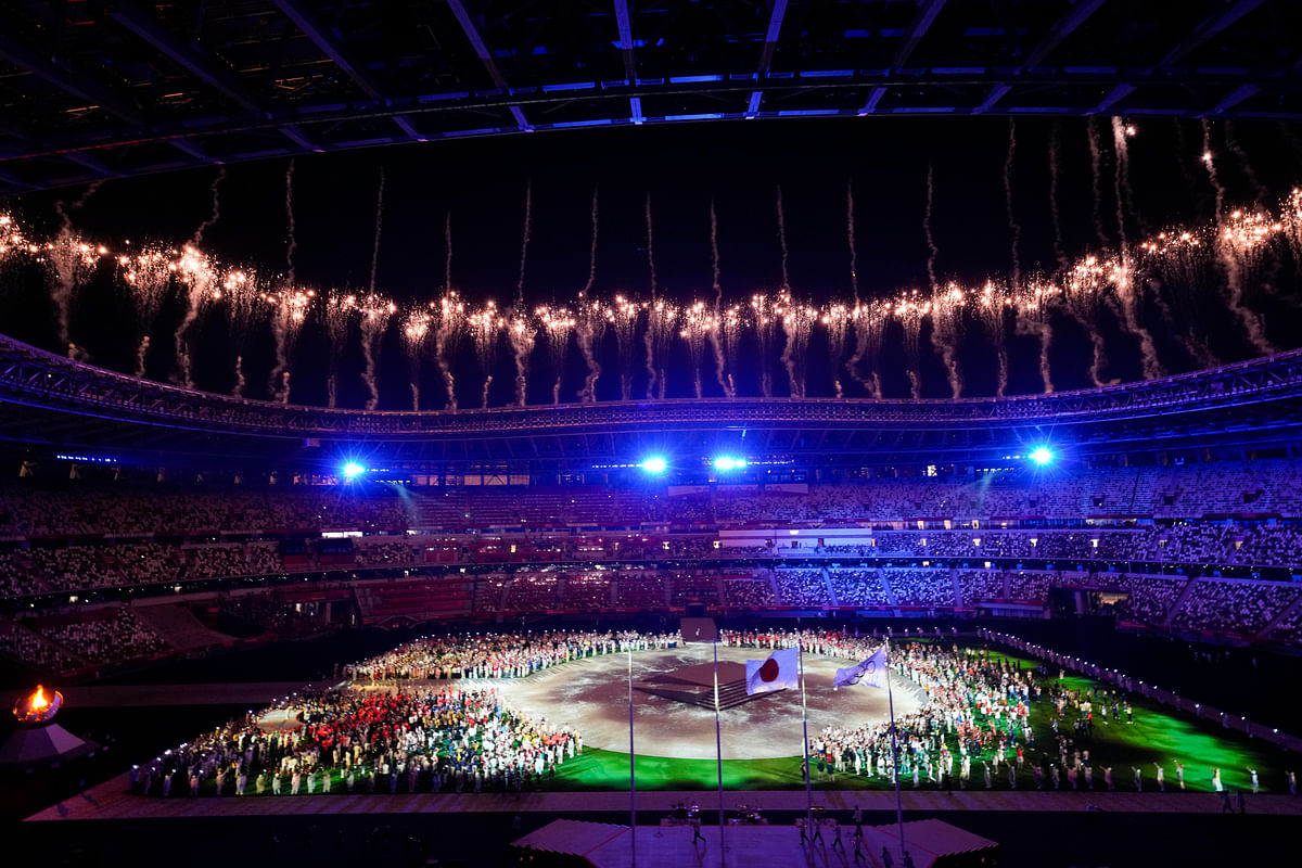 Neeraj Chopra, Bajrang Punia, Ravi Kumar Dahiya attended the closing ceremony of the Tokyo Olympics 2020. 