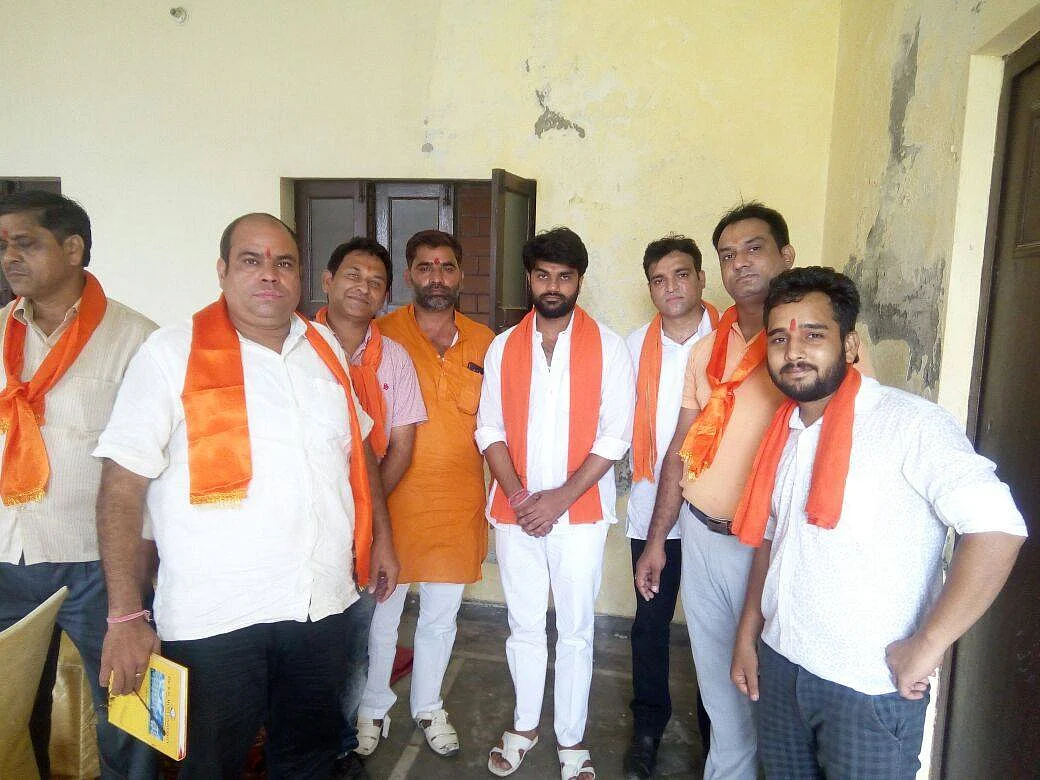 <div class="paragraphs"><p>He has two profiles on Facebook. In one one of them he has tagged the Bhagwadhari Yodha Sangh and shared videos of Ashwini Upadhyay.</p></div>