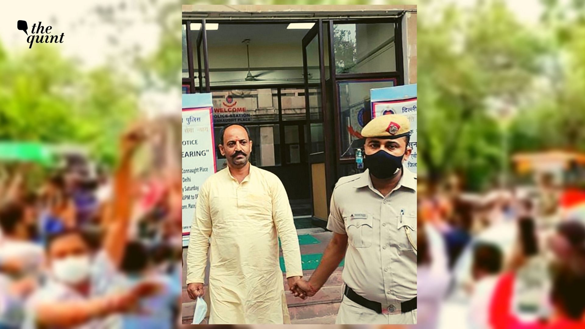 <div class="paragraphs"><p>Hindu Raksha Dal chief Bhupinder Tomar alias Pinki Chaudhary, one of the prime accused in the case of raising communal slogans at Delhi's Jantar Mantar a few weeks ago, surrendered before the Delhi Police on Tuesday, 31 August.</p></div>