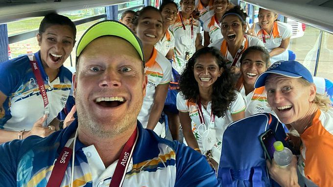 <div class="paragraphs"><p>Sjoerd Marijne and the Indian hockey team in celebratory mood after defeating Australia in the QF at the 2020 Tokyo Olympics.</p></div>