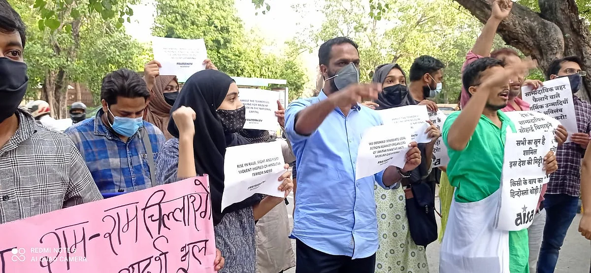 Delhi: Students, Activists Protest Against Communal Sloganeering; Many Detained