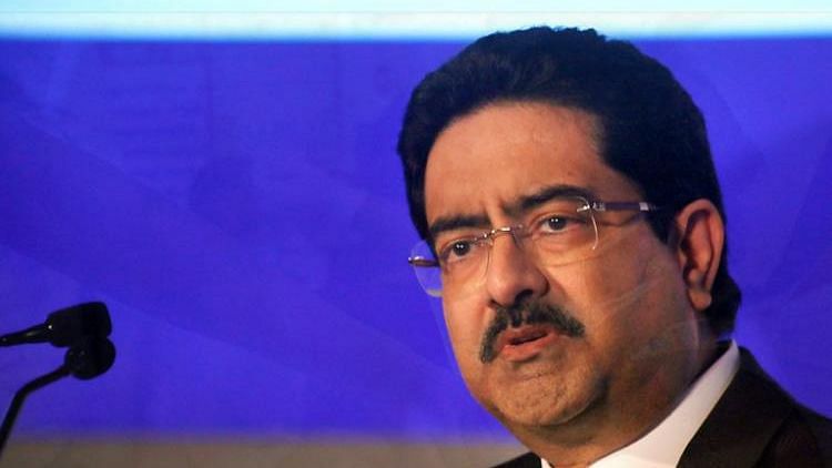 <div class="paragraphs"><p>Kumar Mangalam Birla has said that he is ready to hand over his stake in Vodafone-Idea to any government entity.</p></div>