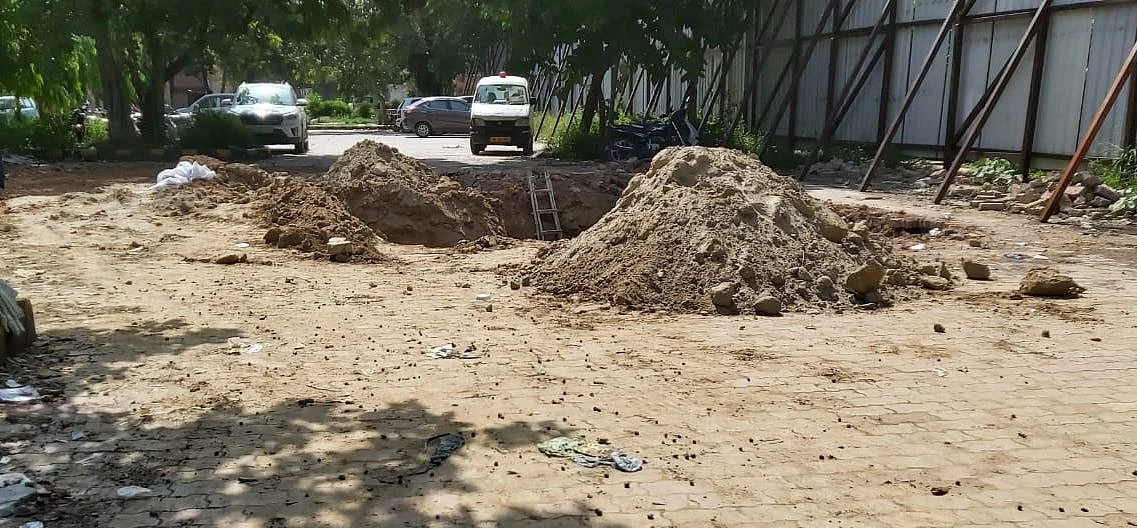 <div class="paragraphs"><p>Work in progress at the site where an LMO plant will be installed at Raja Harish Chandra Hospital.</p></div>