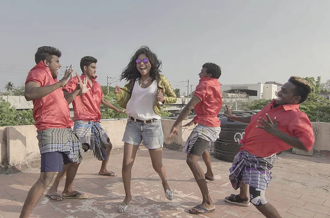<div class="paragraphs"><p>Navz47 is her first song <em>Pattasu</em>.</p></div>