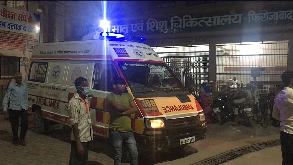 <div class="paragraphs"><p>An ambulance parked outside a hospital in UP.</p></div>