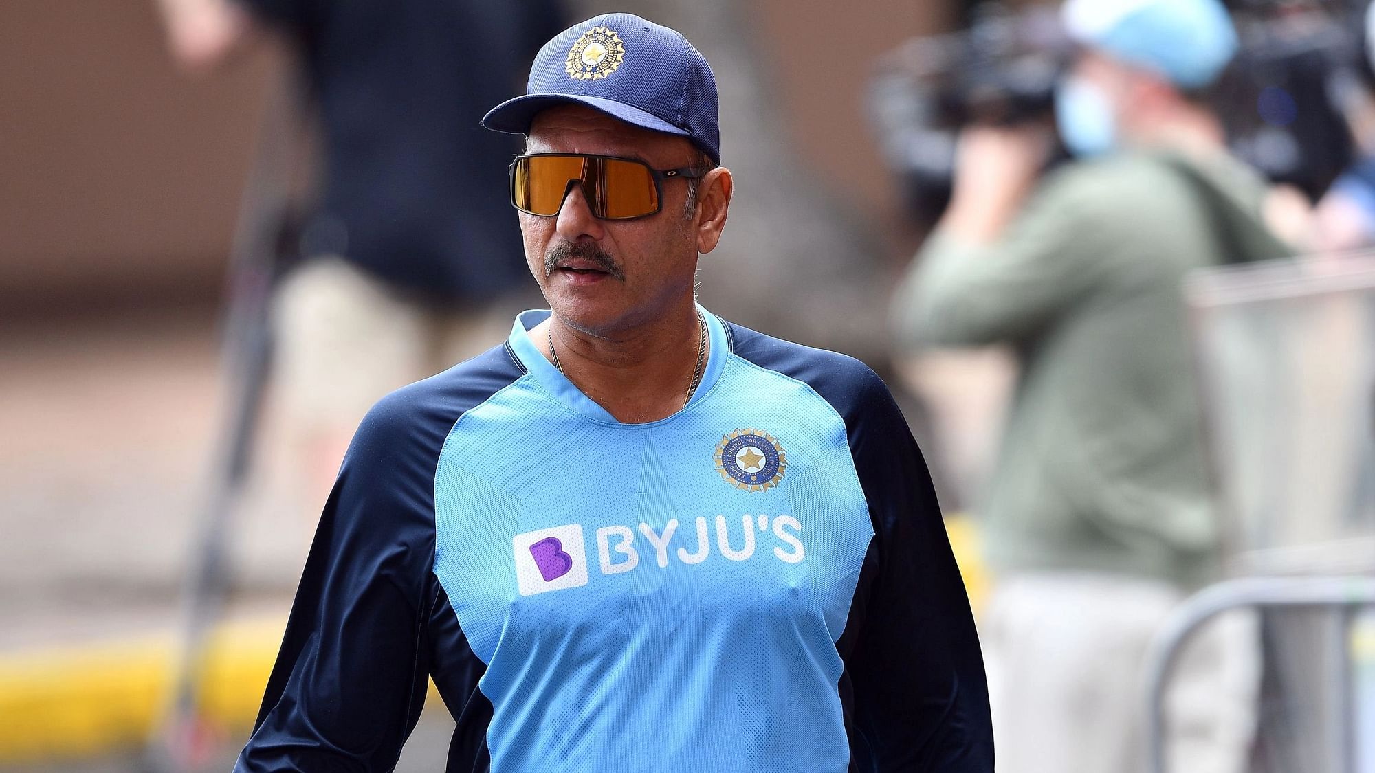 <div class="paragraphs"><p>India head coach Ravi Shastri will miss the remainder of the England Test series after testing positive for COVID-19&nbsp;</p></div>