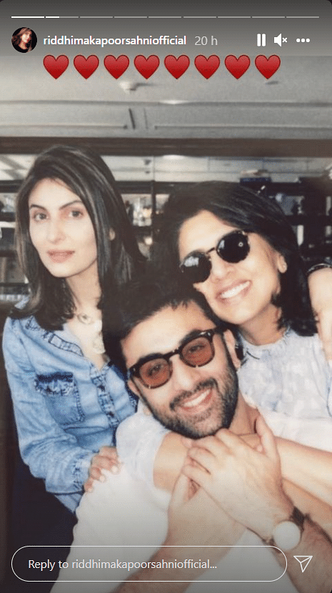 Ranbir Kapoor turns 39. Riddhima wishes rockstar bro with family pic  featuring Alia Bhatt - India Today