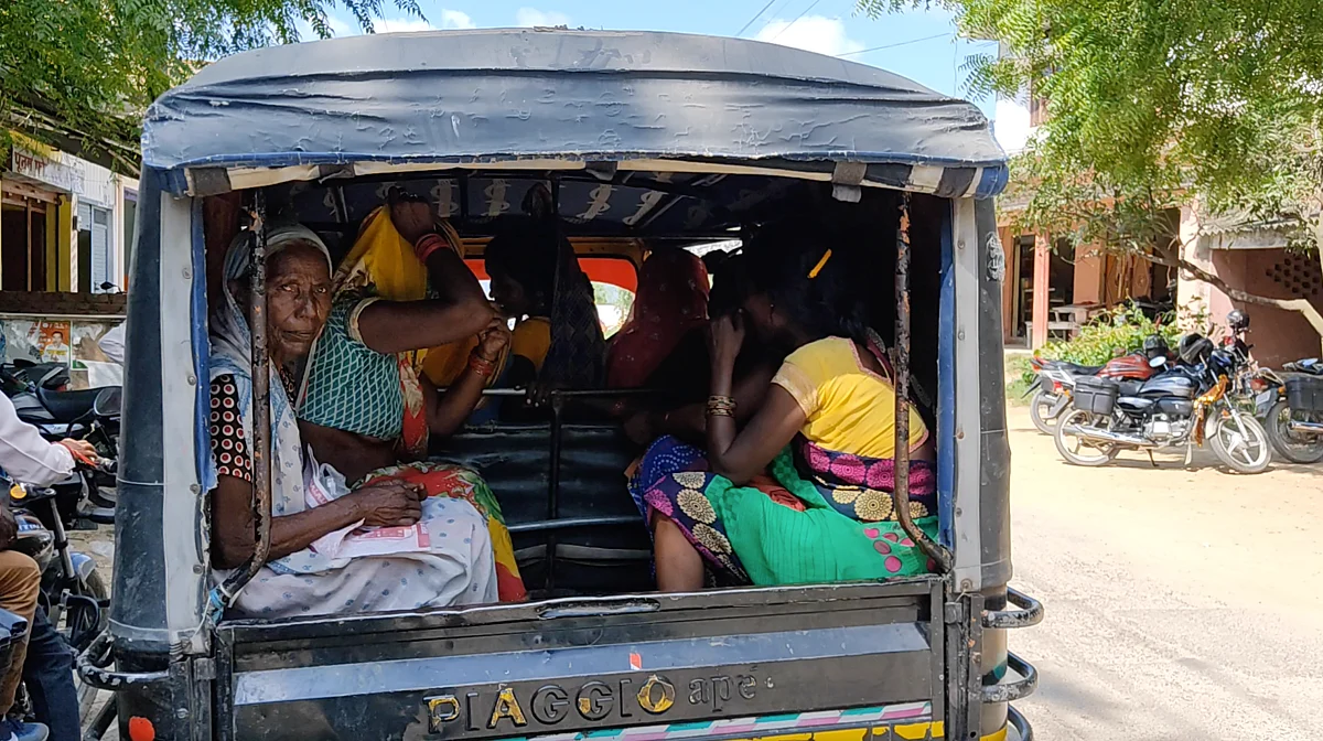 <div class="paragraphs"><p>Villagers arriving in a tempo at a vaccination centre.</p></div>