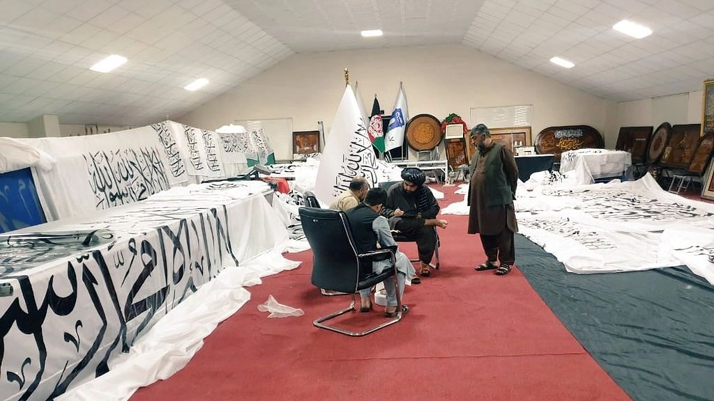<div class="paragraphs"><p>Preparations for the announcement of the Taliban government are underway at the presidential palace.</p></div>
