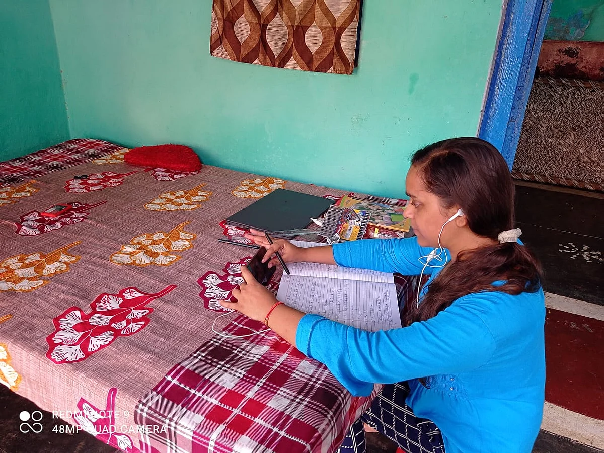 <div class="paragraphs"><p>Reena Sharma, 21, third year Chemistry Honours student, Ramjas College, is attending online lectures from her village in Bulandshahr, UP where the poor internet connection has made online classes difficult for her.</p></div>