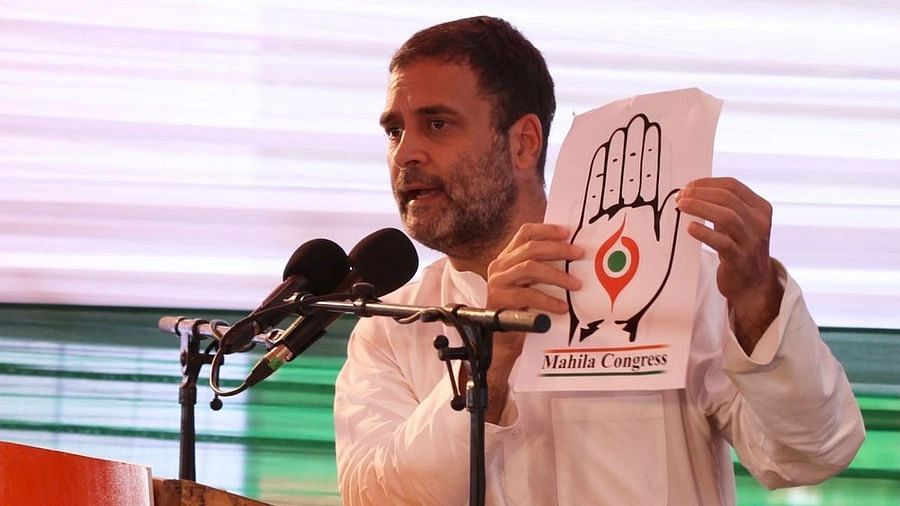 <div class="paragraphs"><p>Rahul Gandhi unveiled the new logo of All India Mahila Congress on their foundation day in New Delhi on 15 September.</p></div>