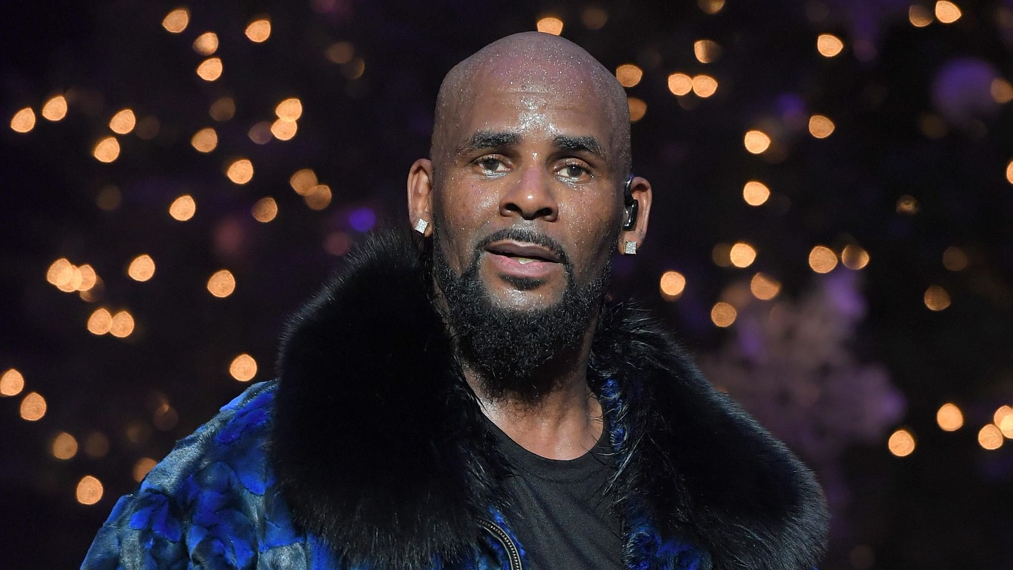 <div class="paragraphs"><p>R&amp;B singer R Kelly found guilty on all counts.</p></div>
