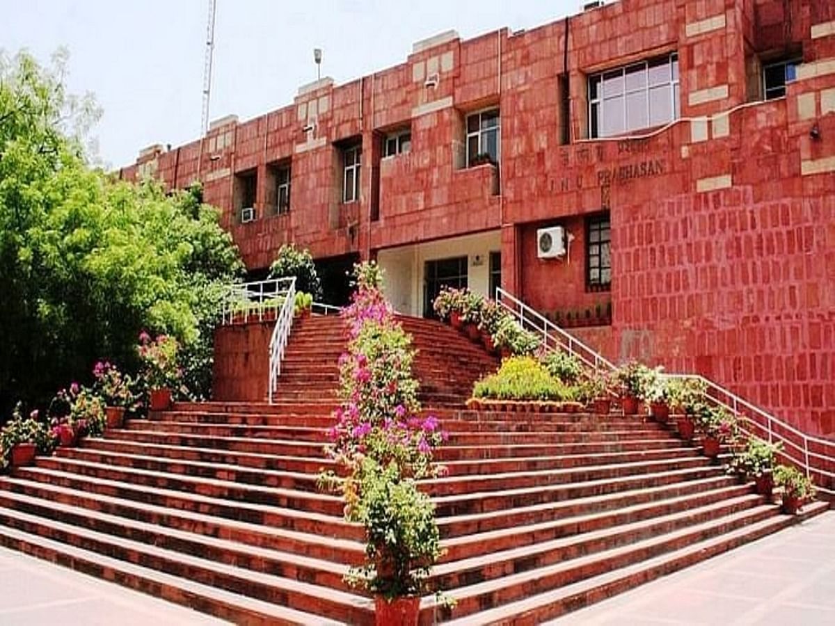 <div class="paragraphs"><p>JNUEE Answer key released on JNU NTA official website:&nbsp;jnuexams.nta.ac.in</p></div>