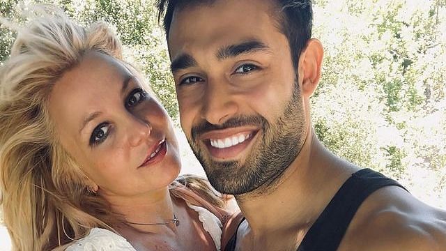 <div class="paragraphs"><p>Britney Spears has been divorced from Sam Asghari.</p></div>