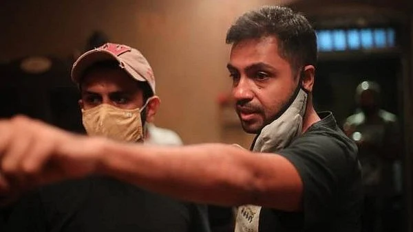 <div class="paragraphs"><p>Manu Warrier on the sets of <em>Kuruthi.</em></p></div>