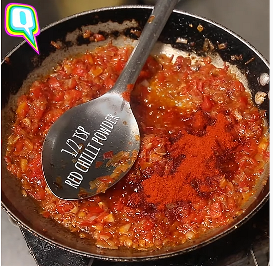 <div class="paragraphs"><p>Add ½ tsp red chilli powder</p></div>