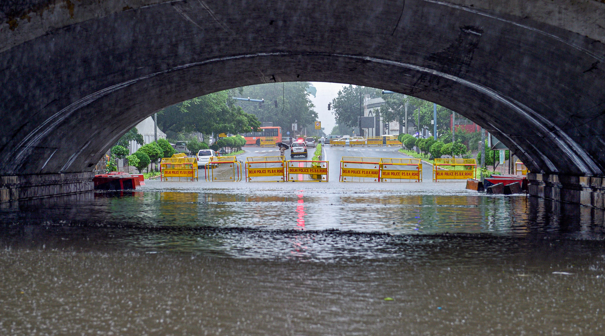<div class="paragraphs"><p>New Delhi: Traffic stopped at Minto bridge due to heavy water logging after heavy rains in New Delhi, Wednesday.</p></div>