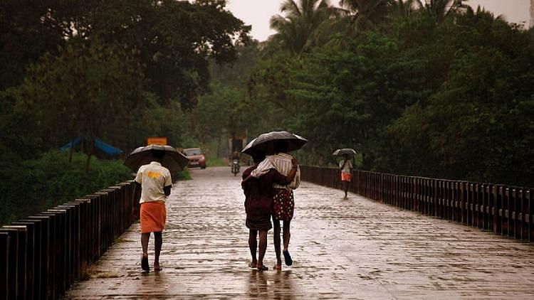 Kerala To Get Heavy Rainfall in Next Few days: Orange Alert in 6 Districts
