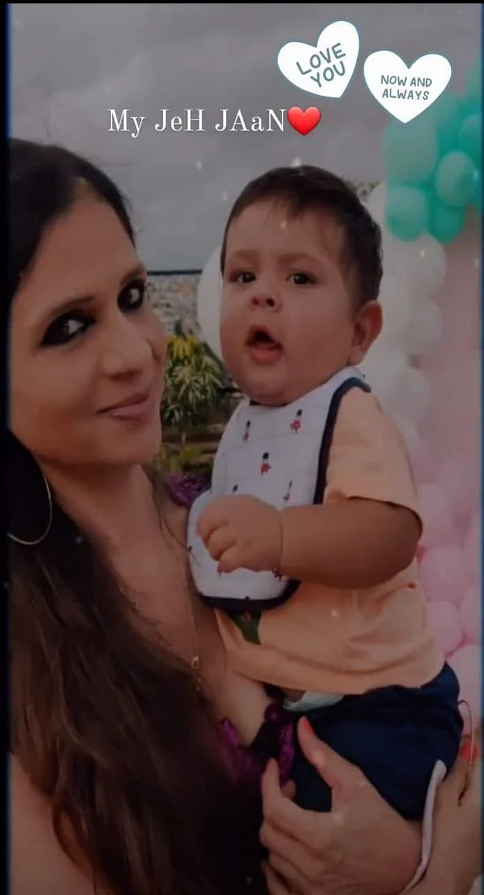 <div class="paragraphs"><p>Saba Ali Khan with her nephew Jeh.</p></div>
