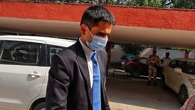 <div class="paragraphs"><p>NCB officer Sameer Wankhede arrives at the NCB office in New Delhi on Tuesday, 26 October.</p></div>