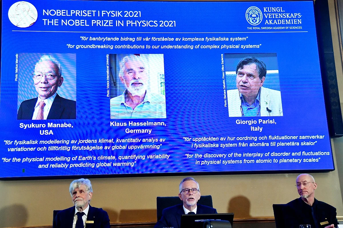 <div class="paragraphs"><p>Stockholm: Secretary General of the Royal Swedish Academy of Sciences Goran Hansson, center, flanked at left by member of the Nobel Committee for Physics Thors Hans Hansson, and member of the Nobel Committee for Physics John Wettlaufer, right, announces the winners of the 2021 Nobel Prize in Physics at the Royal Swedish Academy of Sciences, in Stockholm, Sweden</p></div>