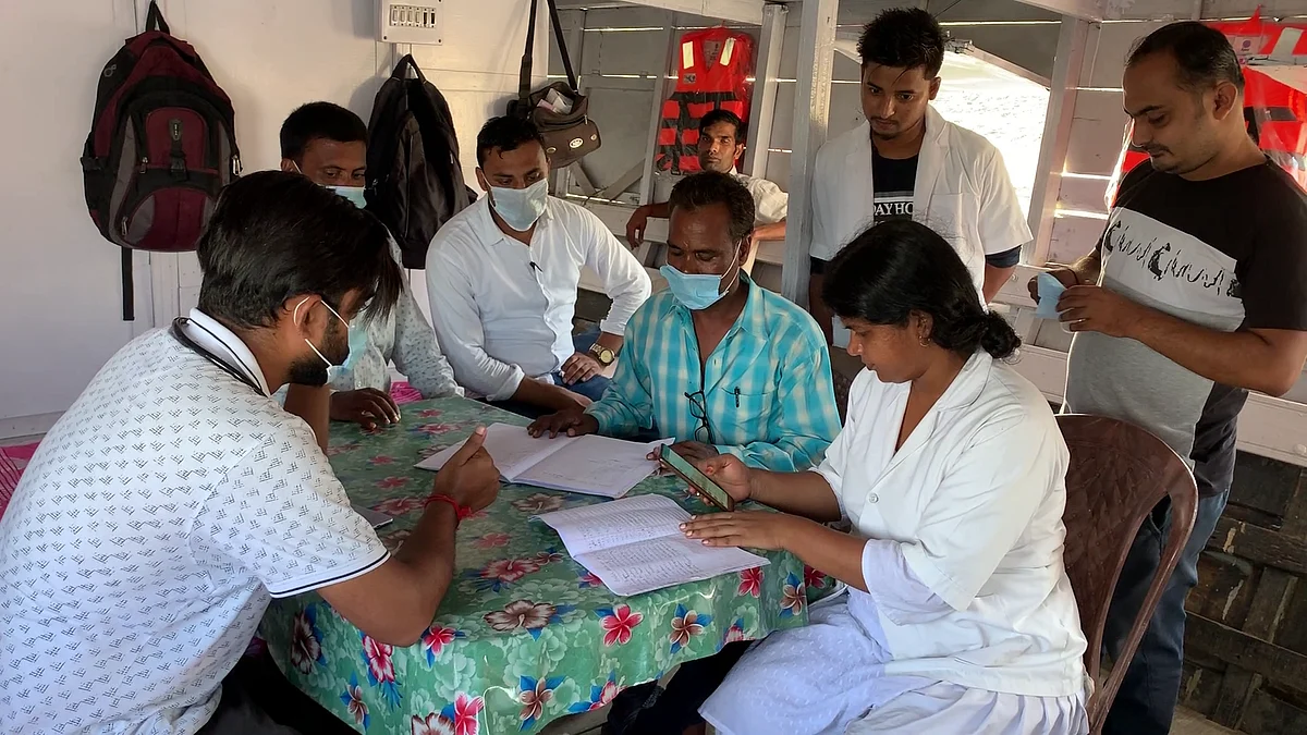 <div class="paragraphs"><p>Boat Clinics have a team of trained doctors and nurses on board. </p></div>