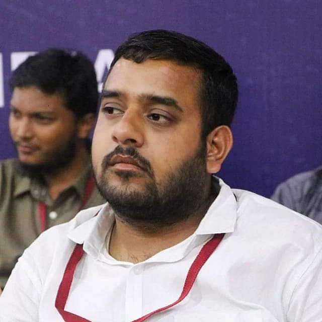 <div class="paragraphs"><p>Atiq-ur Rehman's family has come to Delhi from west UP's Muzaffarnagar twice, to try and create pressure to get him to AIIMS for his heart surgery. </p></div>