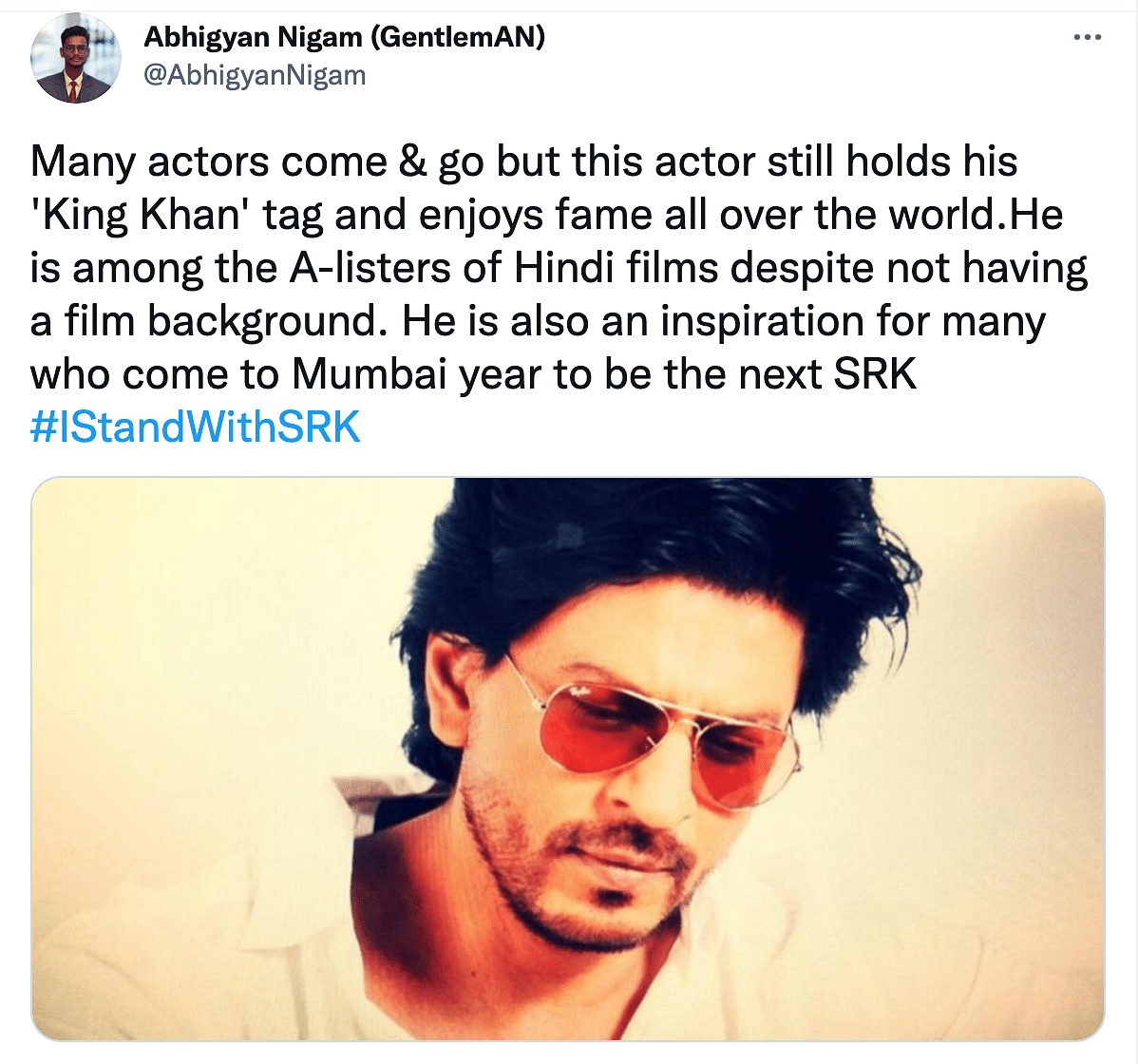 Here's how fans and other netizens have supported Shah Rukh Khan on Twitter.