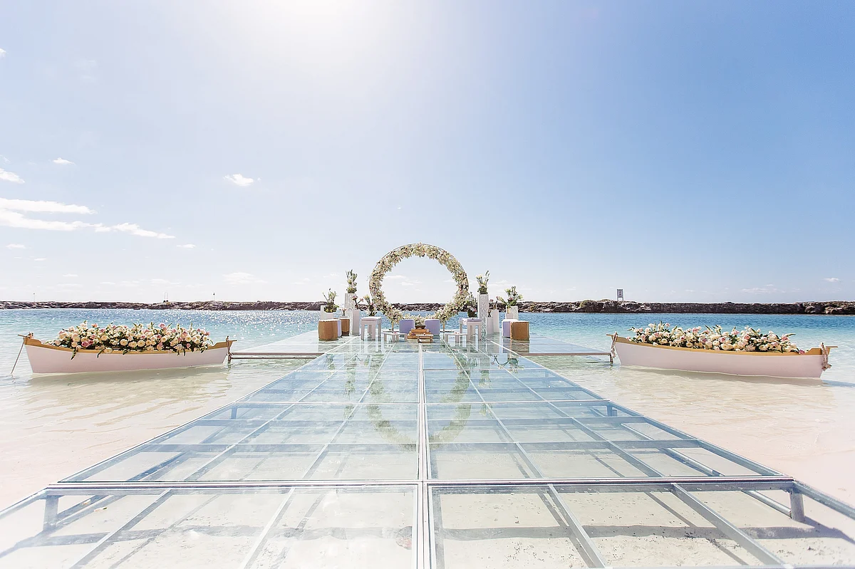 <div class="paragraphs"><p>A wedding set-up arranged by Shaadi Destinations.</p></div>