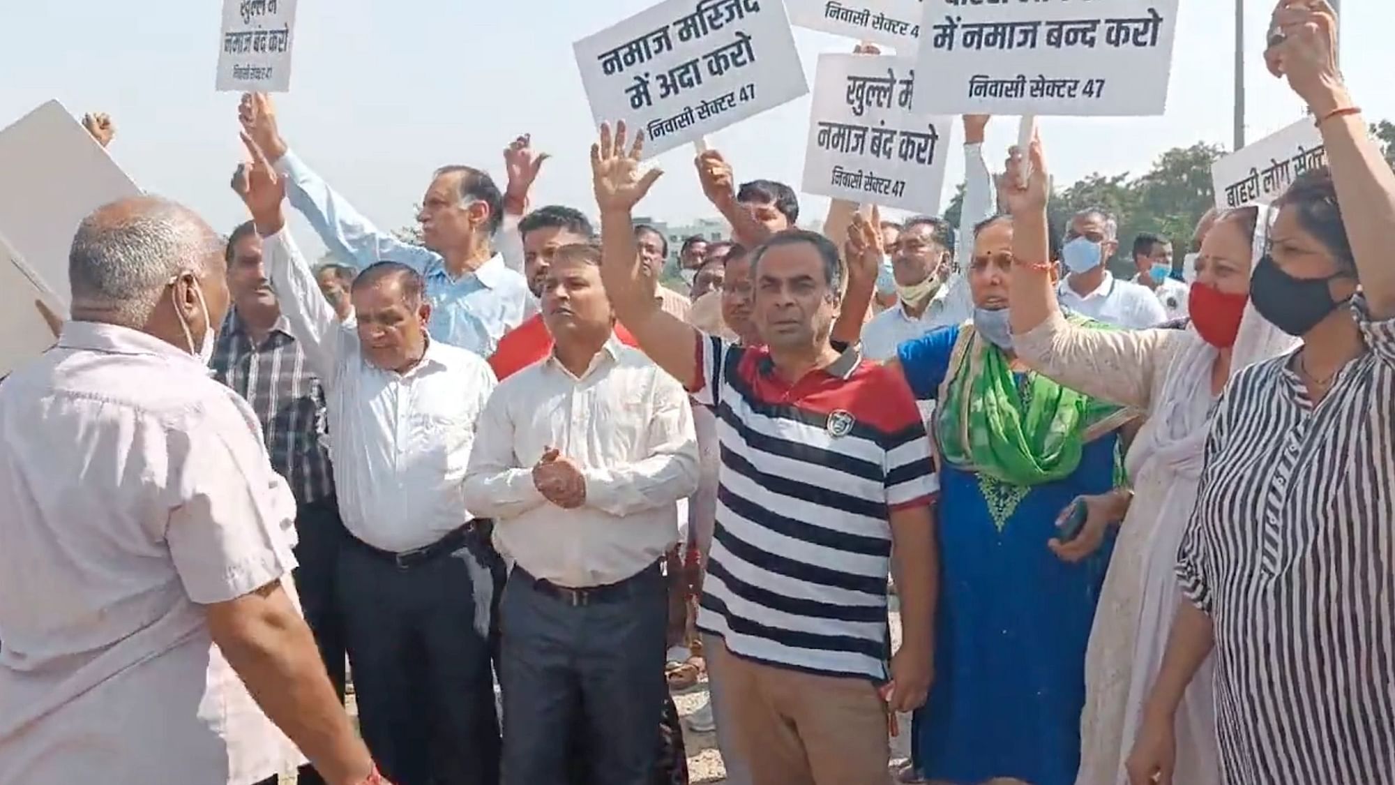 <div class="paragraphs"><p>Residents of Gurgaon’s sector 47 protesting against the offering of namaz in an open designated site.</p></div>