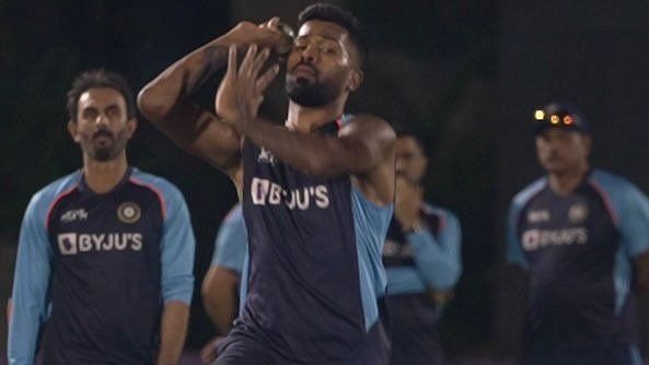 <div class="paragraphs"><p>Hardik Pandya had said he is hopeful of bowling at the later stages of the 2021 T20 World Cup.</p></div>