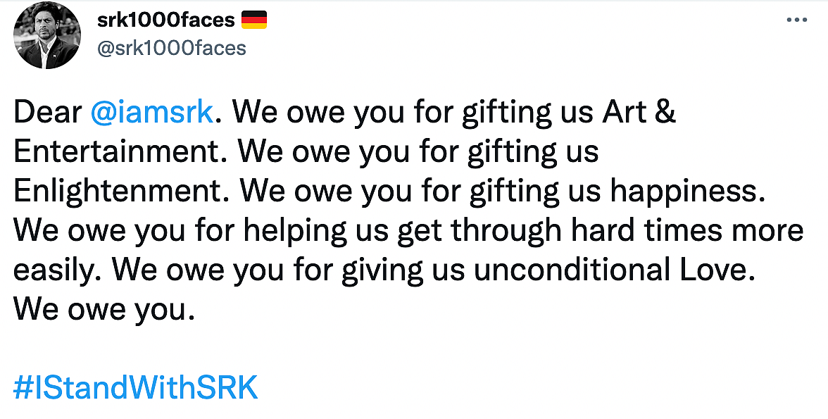 #IStandWithSRK Trends on Twitter as Fans Shower the Star With Support