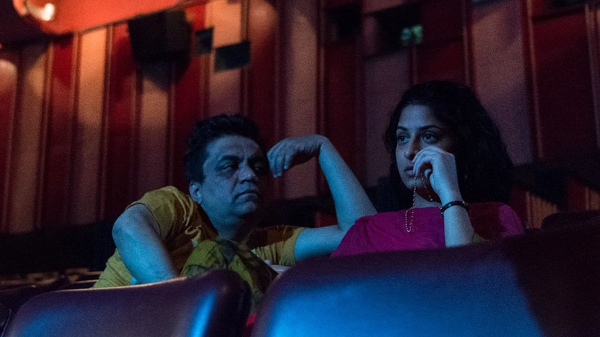 <div class="paragraphs"><p>Swanand Kirkire and Tanvi Ravindra Sangvai in <em>Maratha Mandir Cinema.</em></p></div>