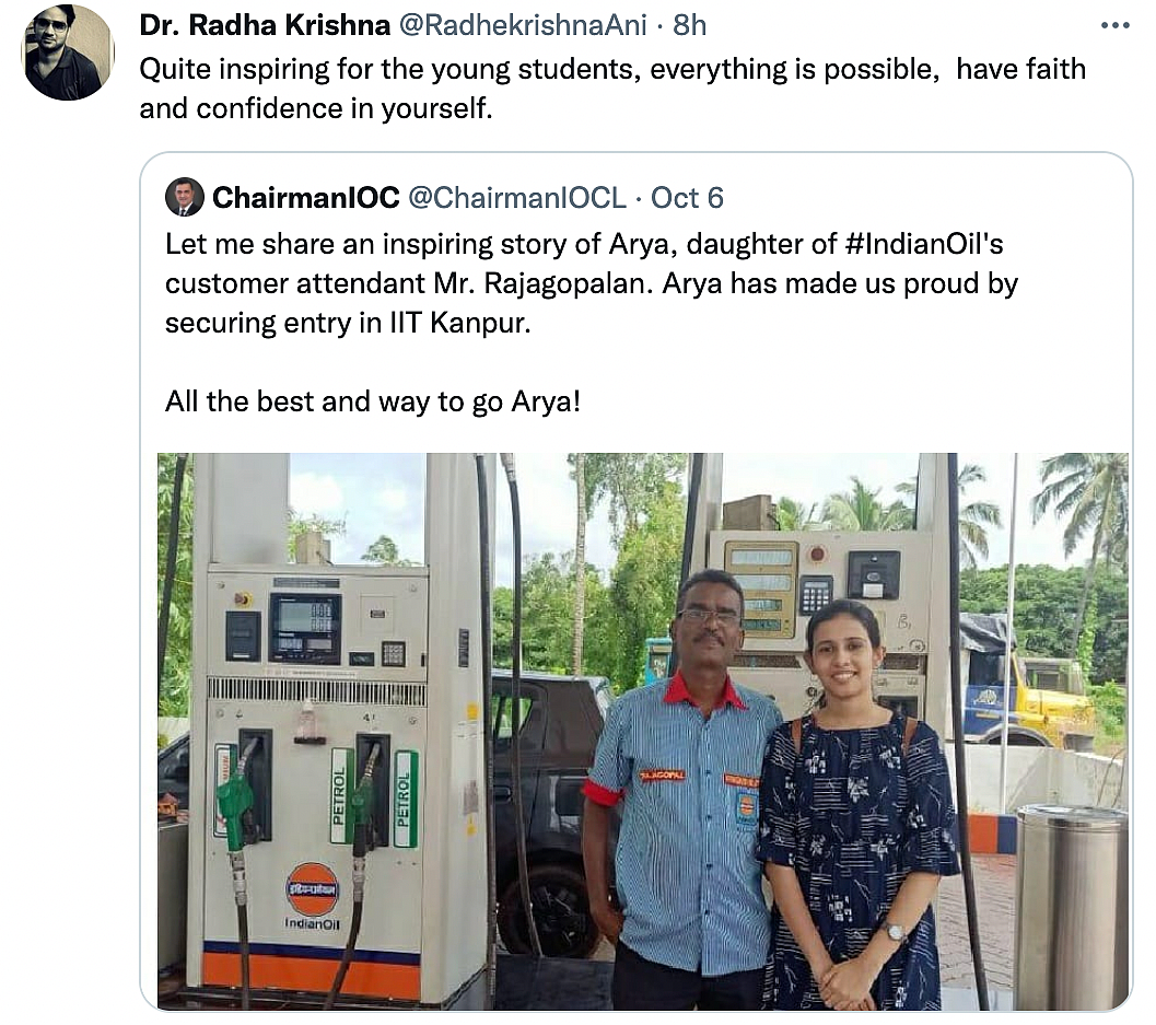 Petrol Pump Attendant’s Daughter Gets Accepted Into IIT Kanpur