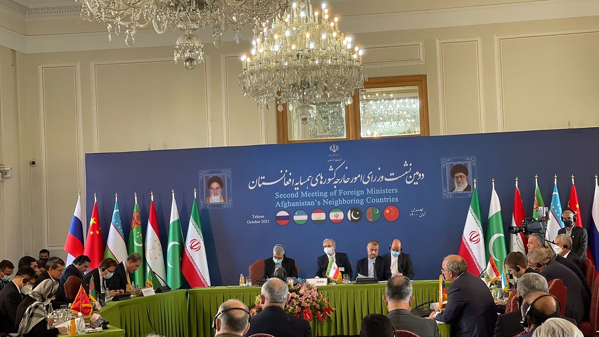 Afghanistan's Neighbours Meet in Iran, Discuss 'Roadmap' for the Future 