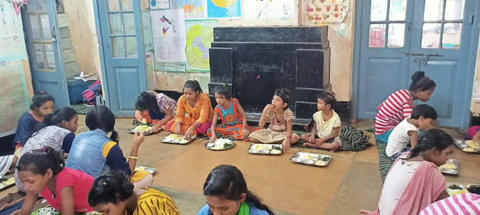 <div class="paragraphs"><p><em>Palo with other girls at a hostel in Joda block, Keonjhar district, Odisha</em></p><p><br></p></div>