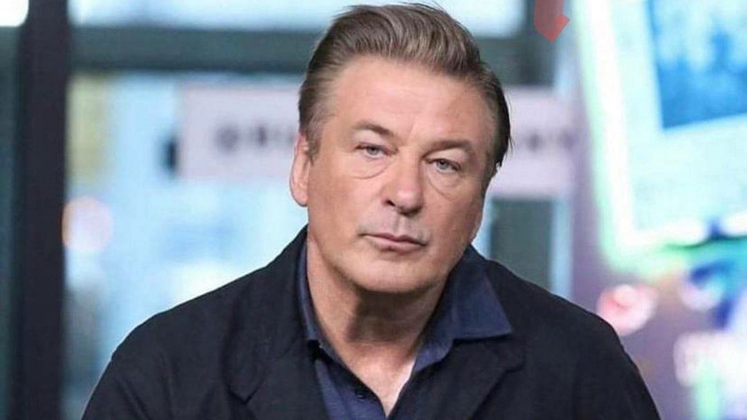 <div class="paragraphs"><p>Alec Baldwin fired a prop gun that accidentally injured the director and killed cinematographer Halyna Hutchins.</p></div>