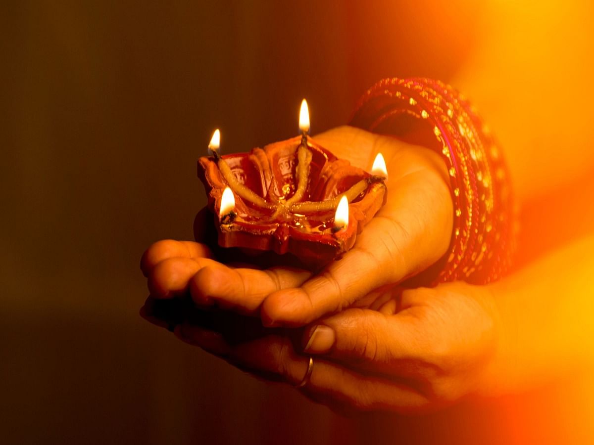 Here are some wishes, images and quotes to wish your loved ones a happy Diwali in advance.