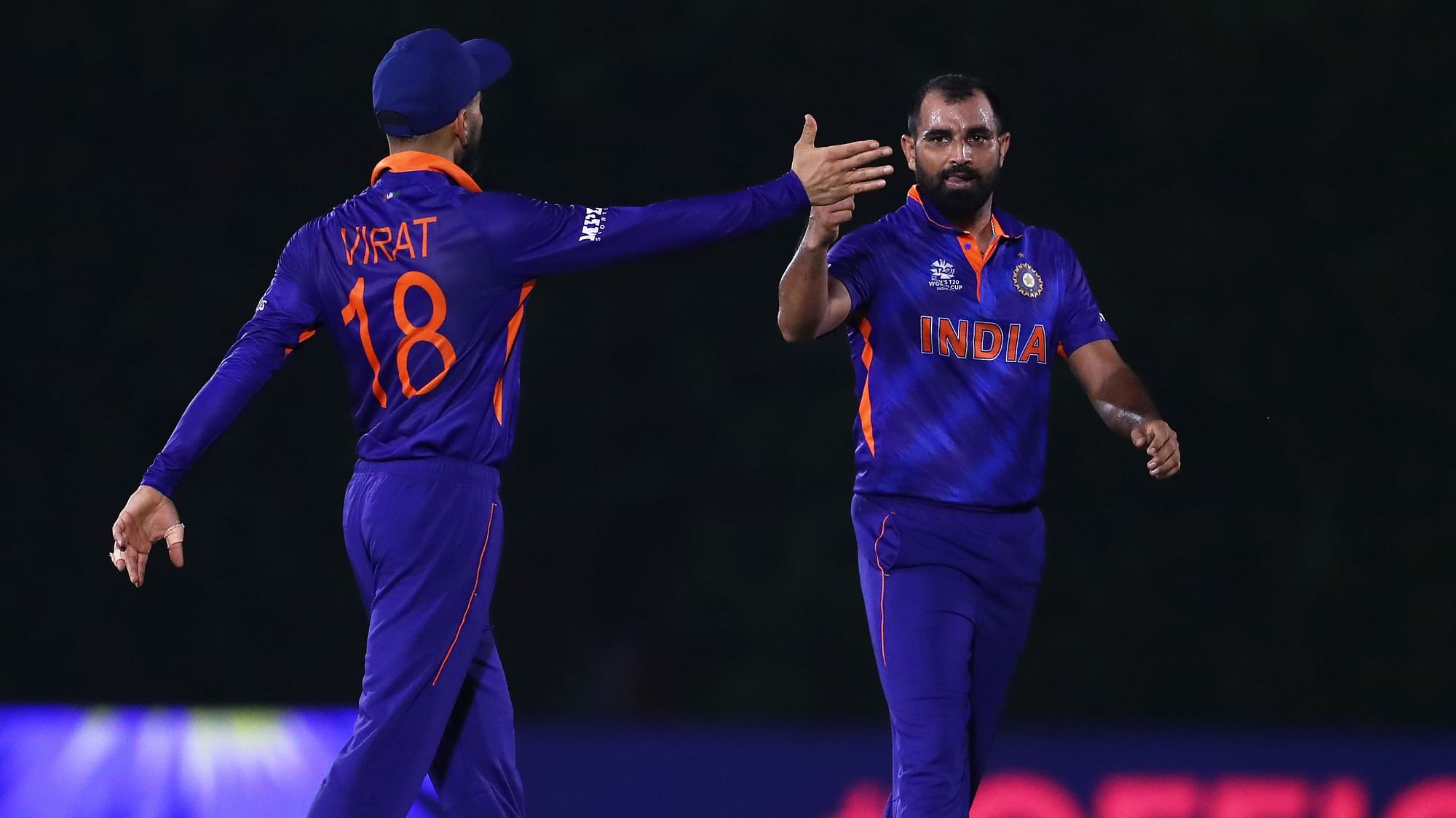 <div class="paragraphs"><p>Mohammed Shami and Virat Kohli celebrate a wicket. </p></div>