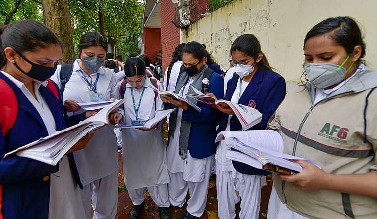 CBSE Board Exam 2022: Term 1 Date Sheet for Class 10, 12 Out; Check Details