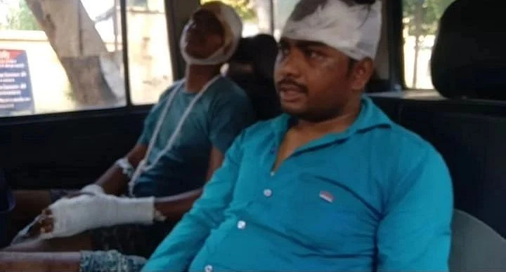 <div class="paragraphs"><p>Two arrested accused Ashish Pandey and Luvkush during the interrogation.</p></div>