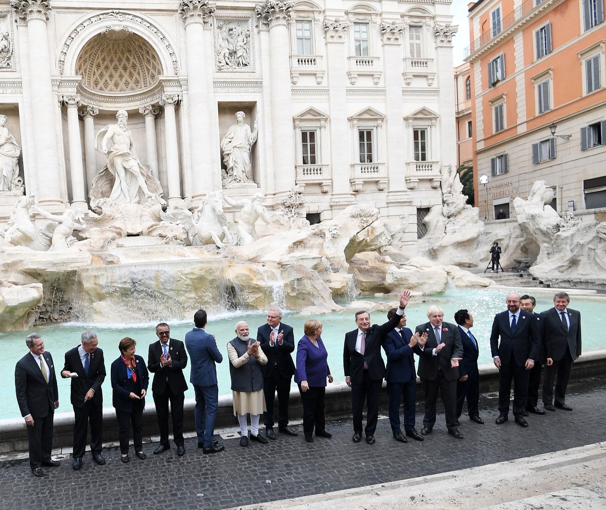 <div class="paragraphs"><p>G20 leaders at Rome's Trevi Fountain.</p></div>