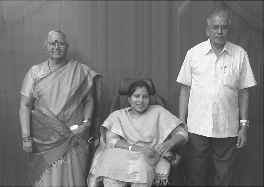 <div class="paragraphs"><p>Madhavi was born and brought up in Sathupally, a small town in Khammam district of Telangana, and later moved to Chennai for work.</p></div>