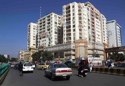 US and UK Warn Citizens at Kabul's Serena Hotel to 'Leave Immediately'