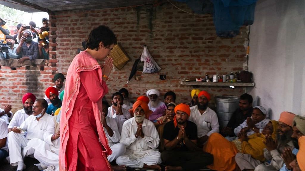 <div class="paragraphs"><p>Lakhimpur: Priyanka Gandhi meets kin of slain farmers in Bahraich on Thursday, 7 October.</p></div>