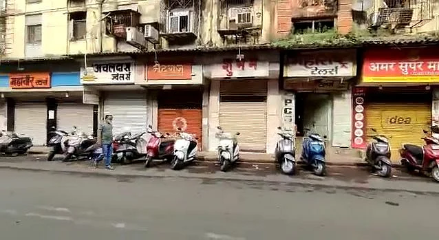 <div class="paragraphs"><p>Shops remain shut in Dadar, Parel, and Lalbaug areas.</p></div>