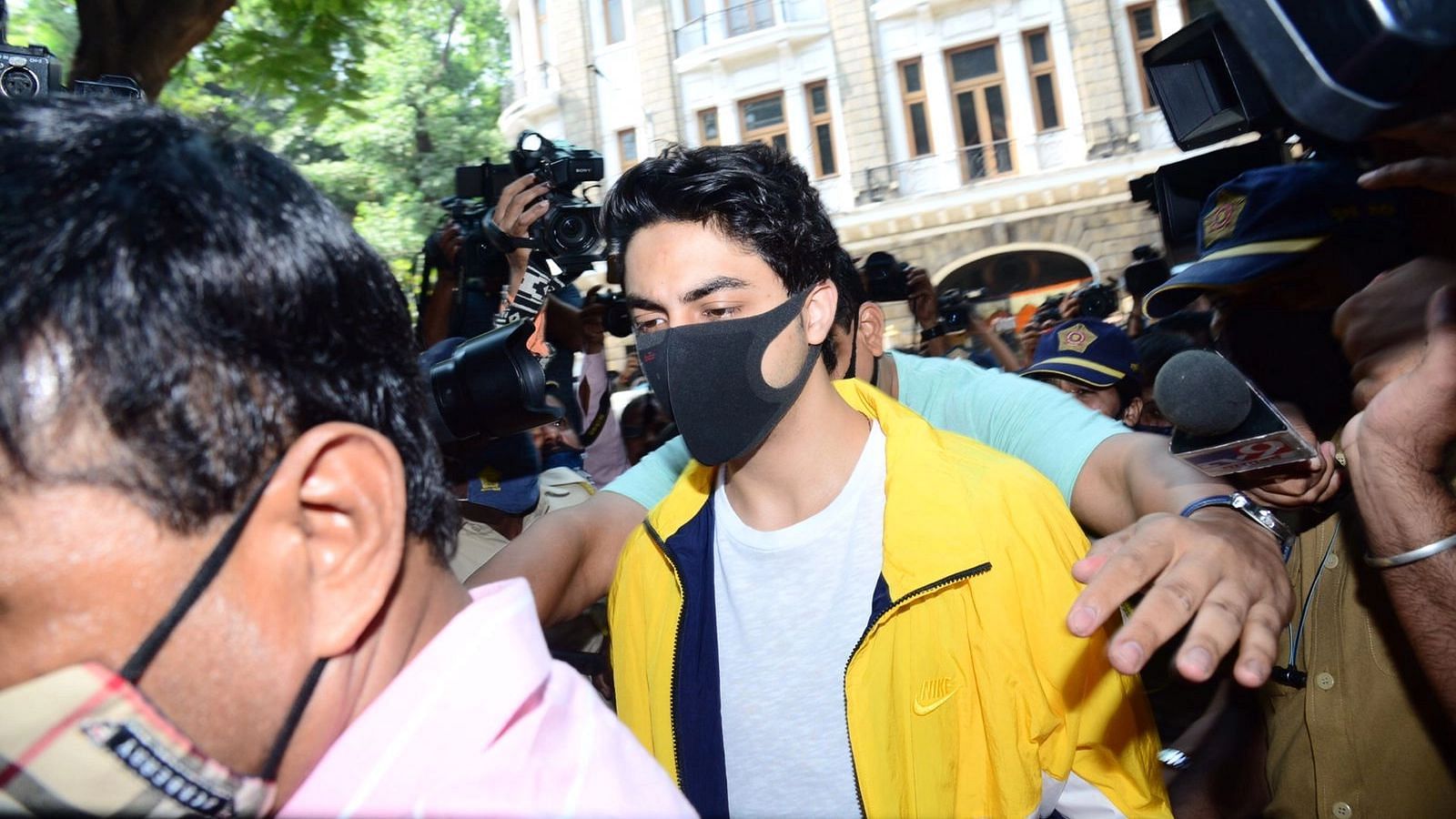 <div class="paragraphs"><p>Aryan Khan doesn't need to appear before the NCB weekly in the cruise ship drugs case.</p></div>
